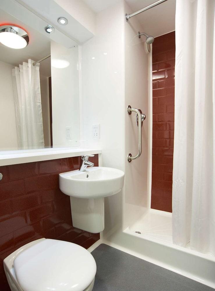 Travelodge Edinburgh Central Waterloo Place 外观 照片