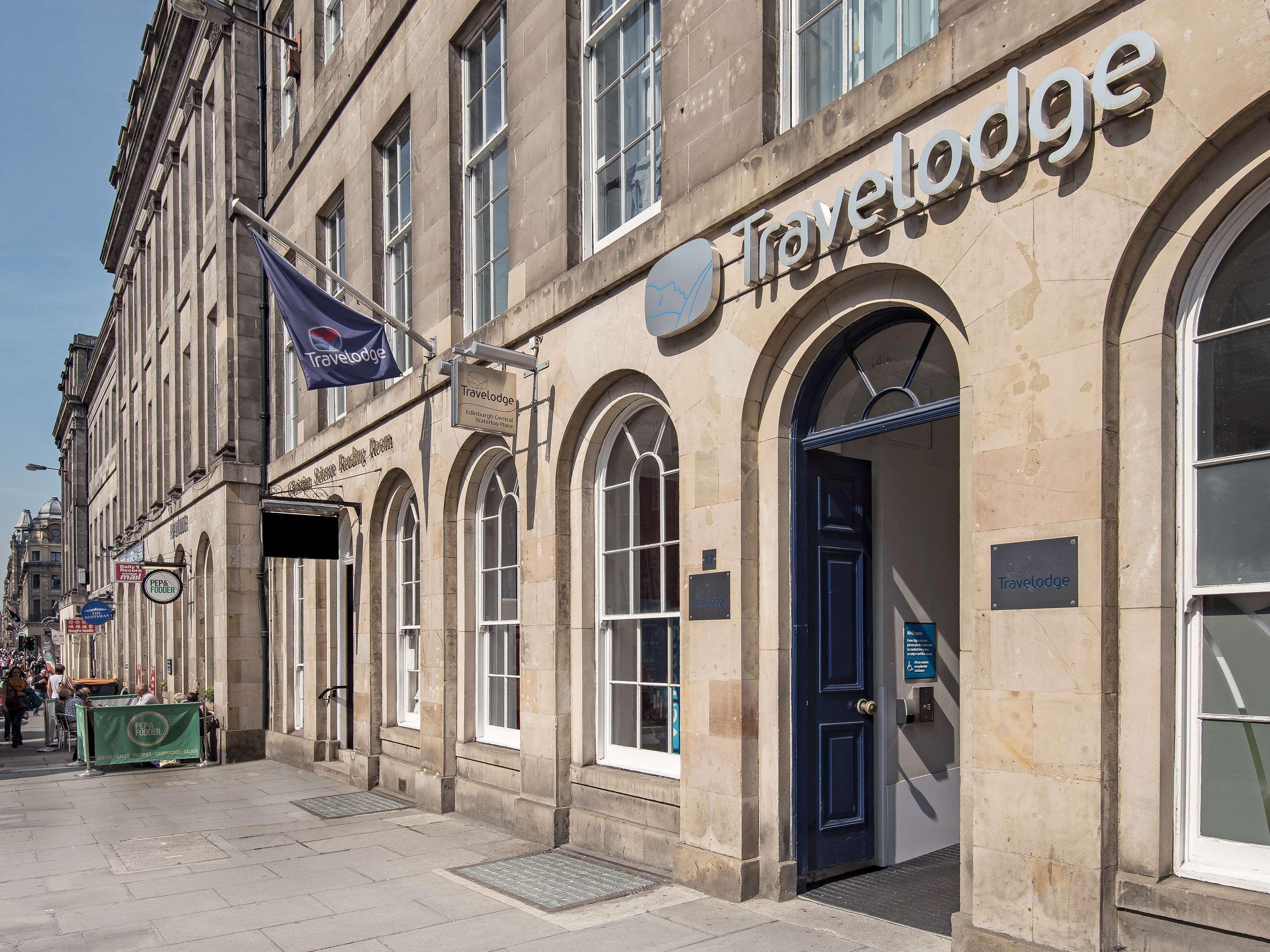 Travelodge Edinburgh Central Waterloo Place 外观 照片