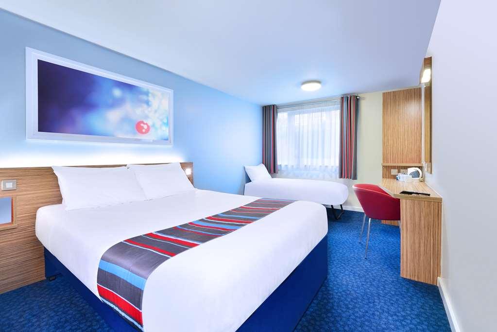 Travelodge Edinburgh Central Waterloo Place 客房 照片