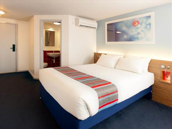Travelodge Edinburgh Central Waterloo Place 外观 照片