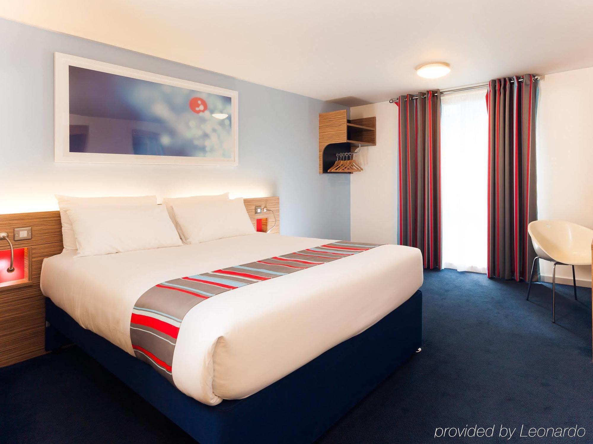 Travelodge Edinburgh Central Waterloo Place 外观 照片
