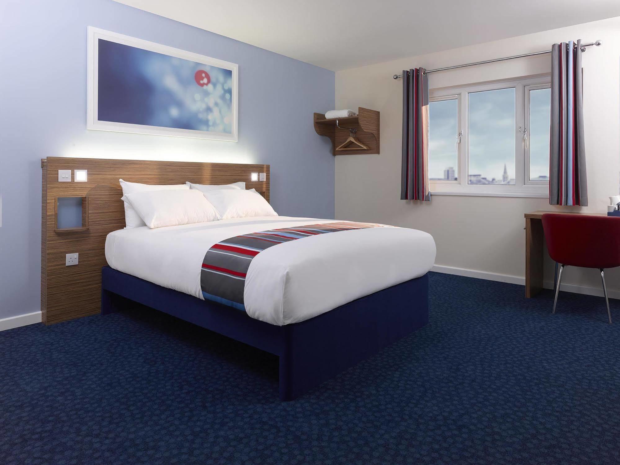Travelodge Edinburgh Central Waterloo Place 外观 照片