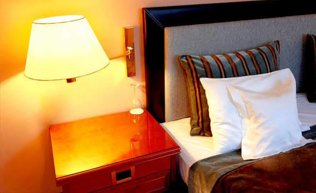 Travelodge Edinburgh Central Waterloo Place 外观 照片