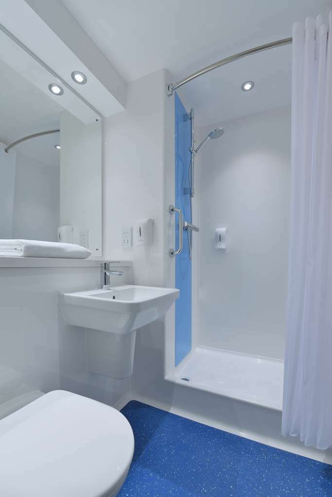 Travelodge Edinburgh Central Waterloo Place 客房 照片